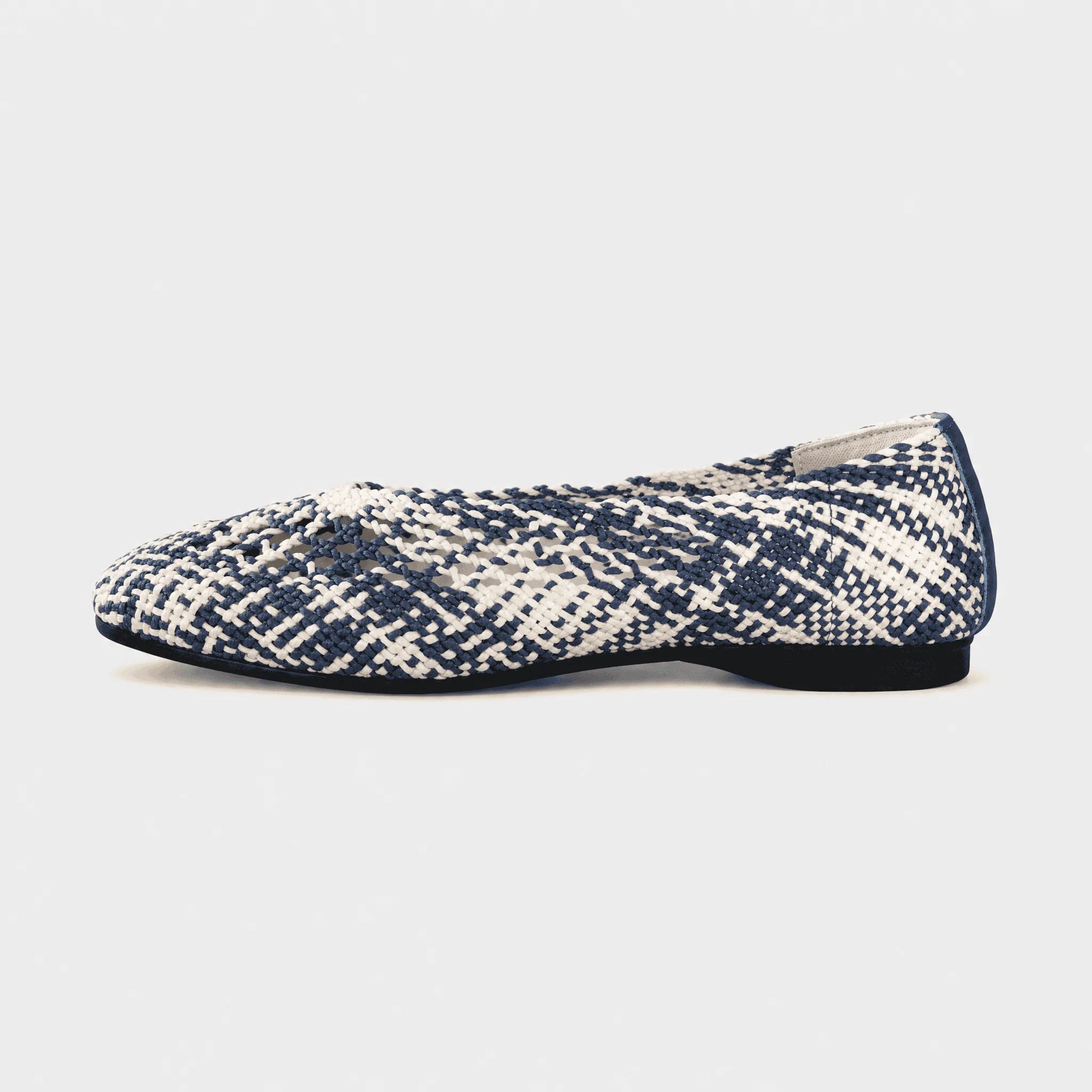 【Pre-Order】Plaid鏤空方頭鞋：藍白格紋、輕盈涼感  | Plaid Hollow-Out Square-Toe Flats