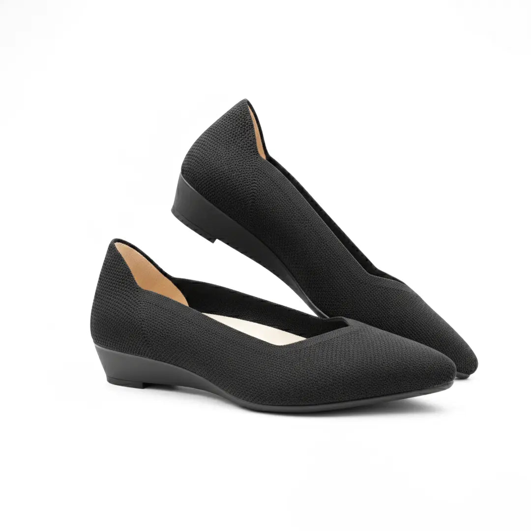 黑色尖头高跟休闲鞋